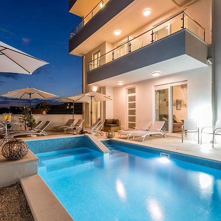 Luxury Villa Bello Horizonte With Swimming Pool Split Dış mekan fotoğraf
